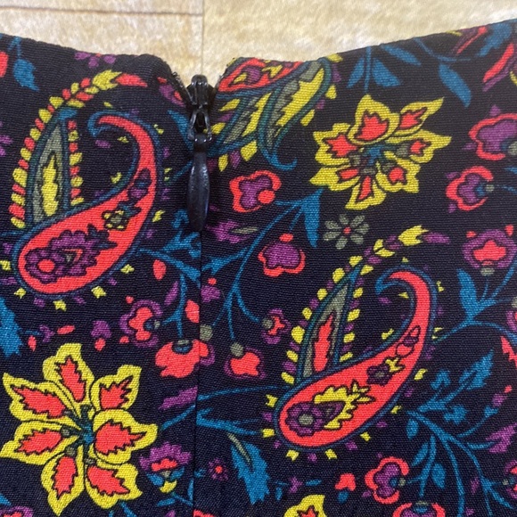 Forever 21 paisley floral print blouse size medium - Picture 10 of 11